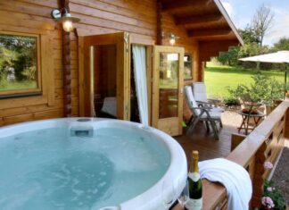Hoppickers for dog friendly rural retreats
