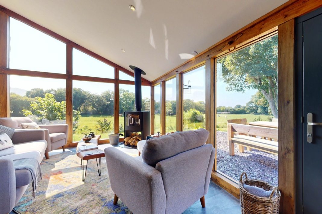 a8b2jenj--703139_penlan-lounge-with-views-and-log-burner